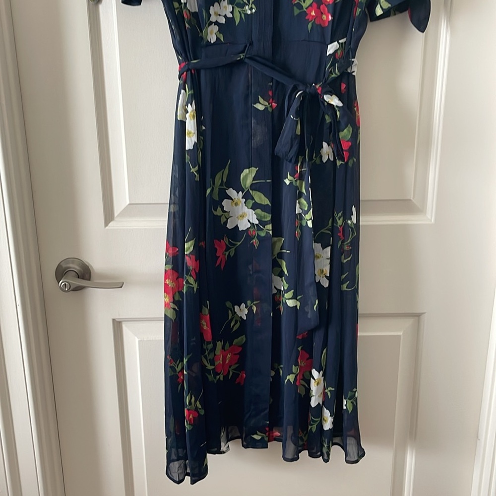 Calvin Klein Floral Shirt Dress - Picture 3 of 16